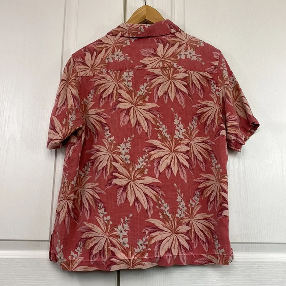 Vintage Tommy Bahama 100% silk Hawaiian floral Blouse - Picture 2 of 6